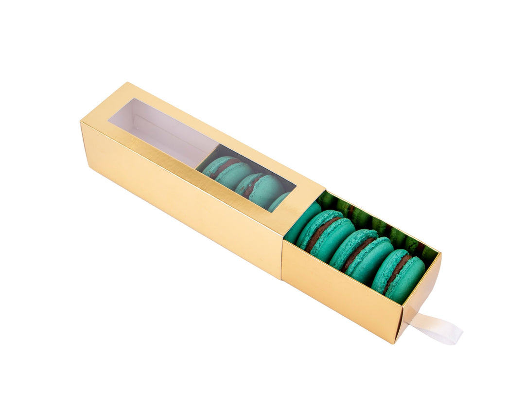 Cutia cu 5 Macarons cu Ciocolata si Menta