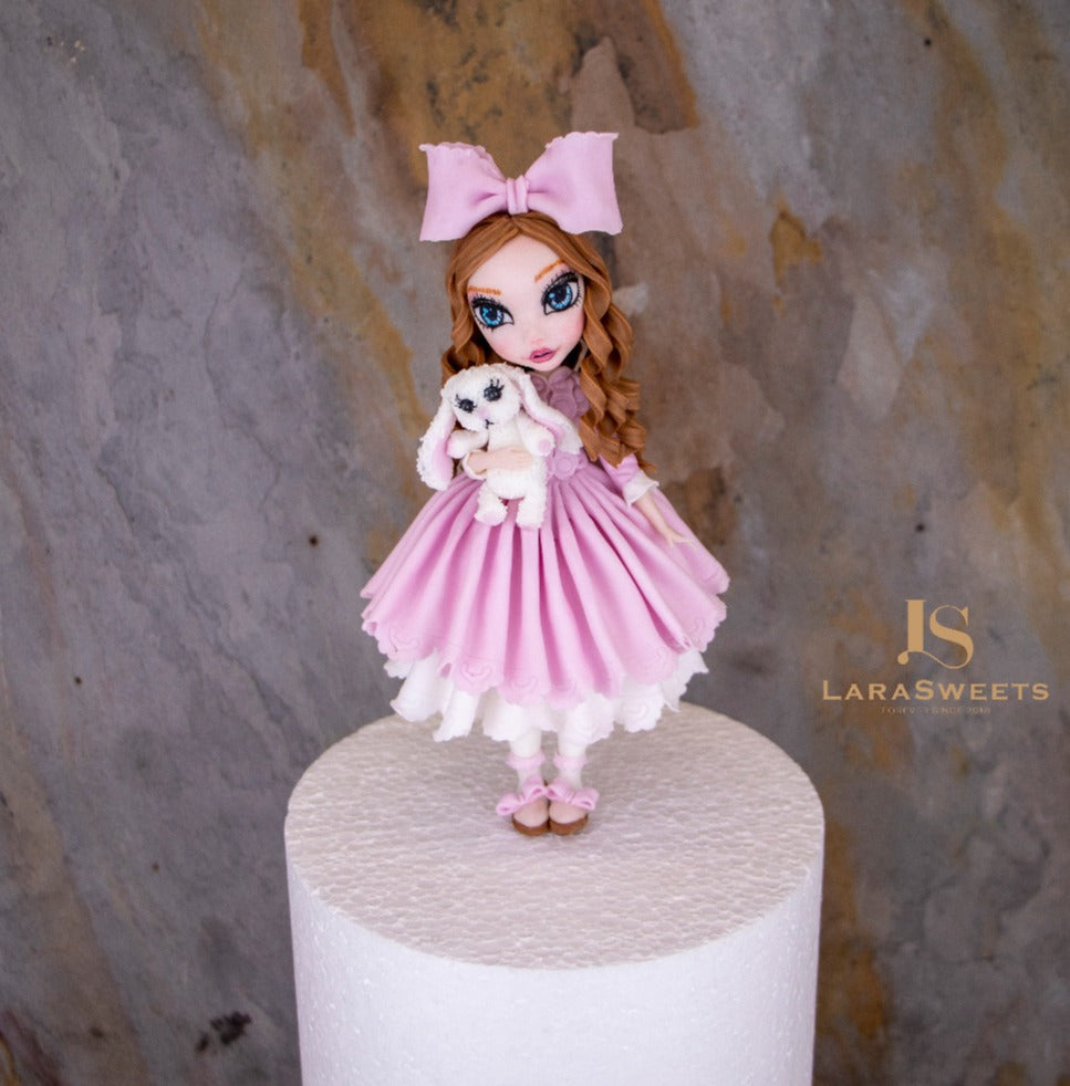 Figurina Papusa Lara