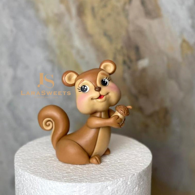 Figurina Veverita