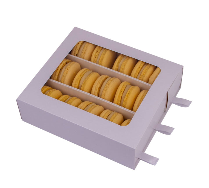 Cutie 15 Macarons cu Lamaie