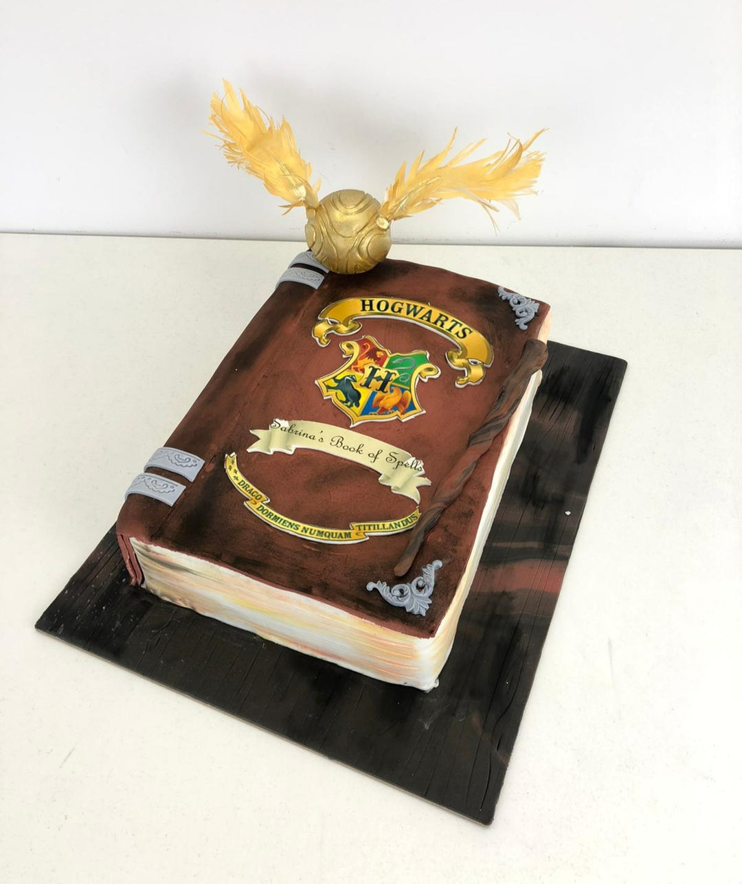 Tort Hogwarts Book of Spells