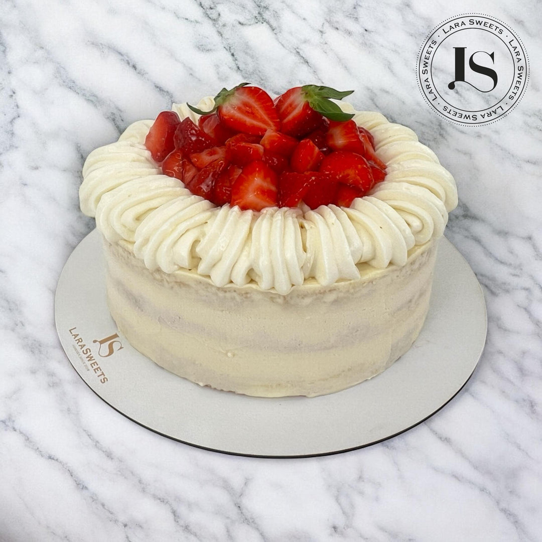 Tort cu Insertie de Capsuni